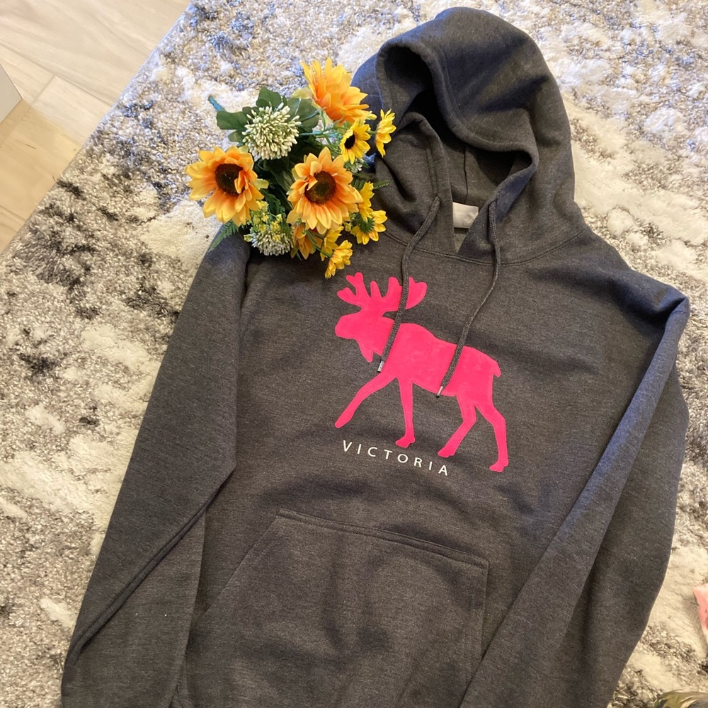 Adorable Victoria, BC Hoodie 💕